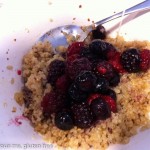 gluten free quinoa porridge with berries